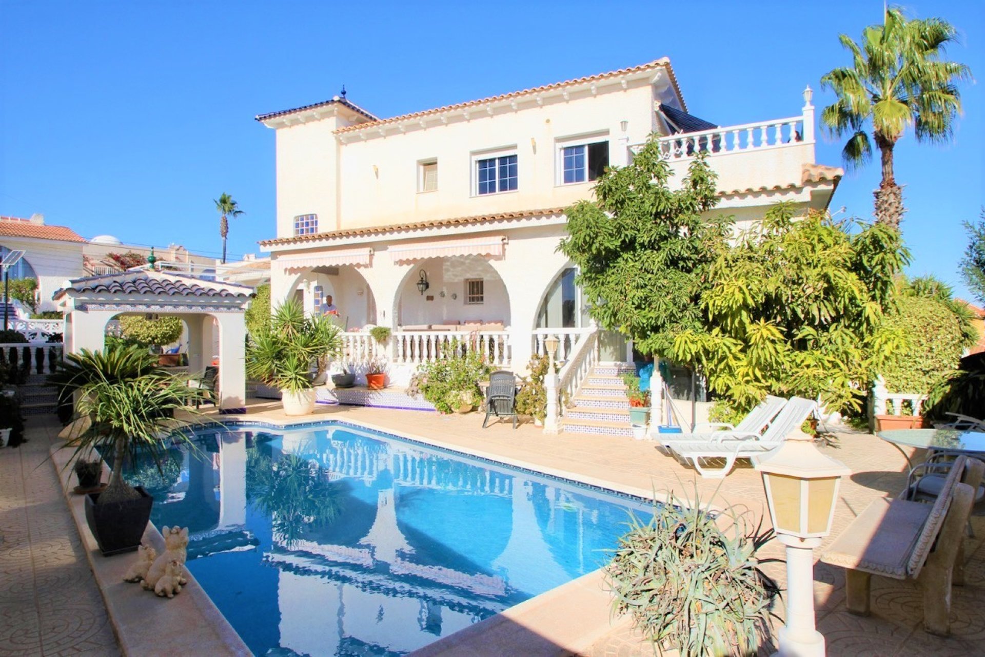 Resale - Villa - Orihuela Costa - Villamartín