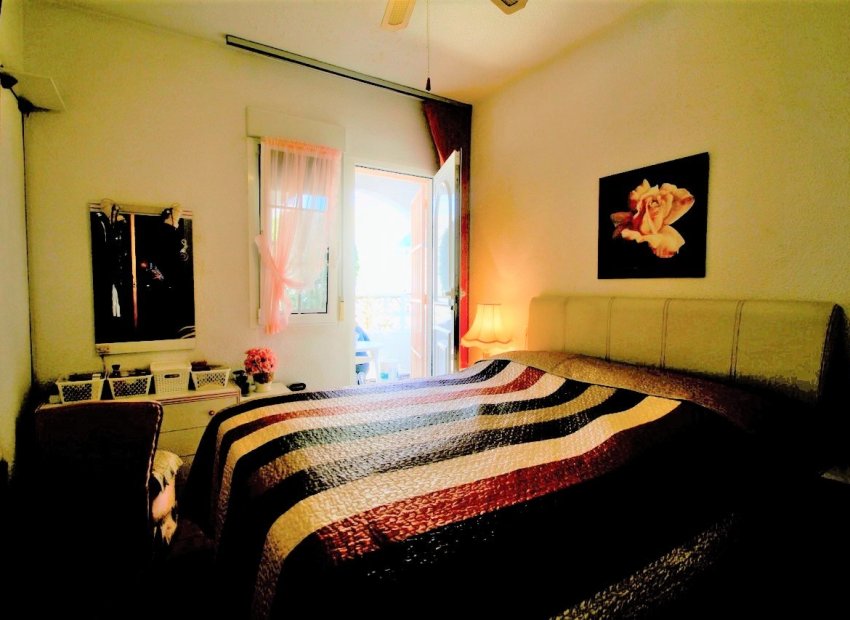 Resale - Villa - Orihuela Costa - Villamartín