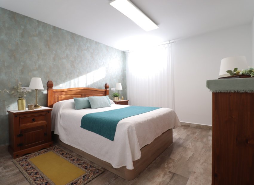 Resale - Villa - Orihuela Costa - Villamartín