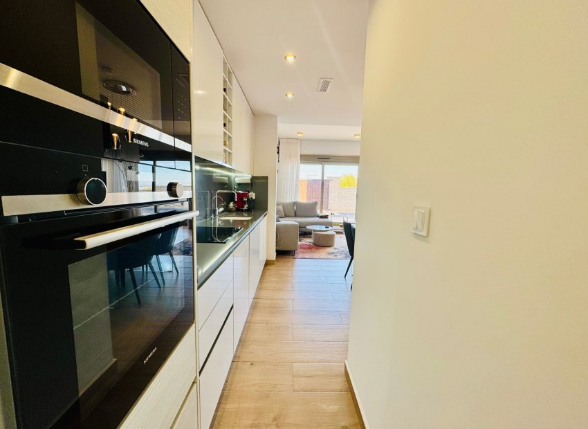 Resale - Villa - Orihuela Costa - Villamartín