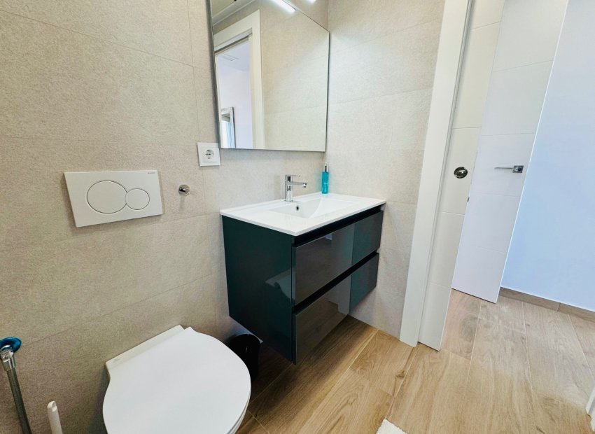 Resale - Villa - Orihuela Costa - Villamartín