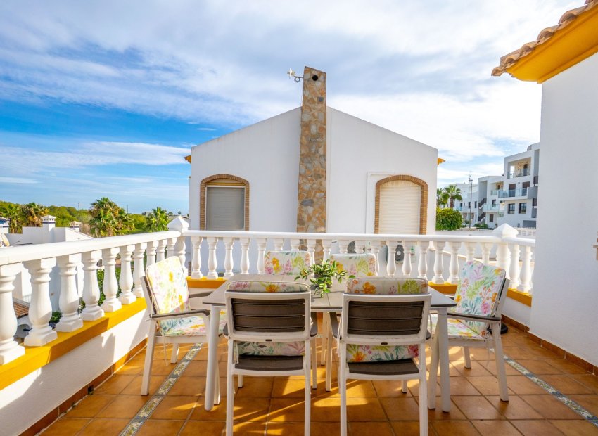 Resale - Villa - Orihuela Costa - Villamartín