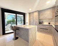 Resale - Villa - Orihuela Costa - Villamartín