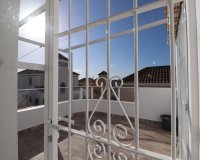 Resale - Villa - Orihuela Costa - Villamartín
