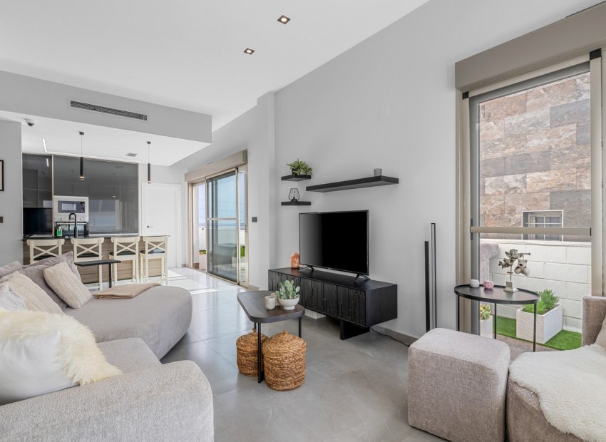 Resale - Villa - Orihuela Costa - Villamartín