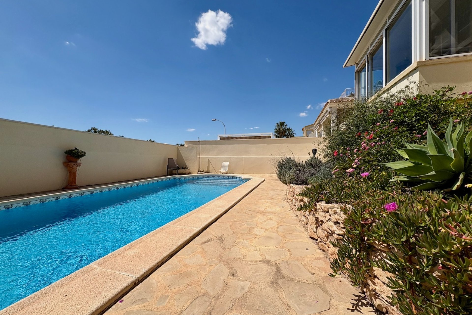 Resale - Villa - Orihuela Costa - Villamartín