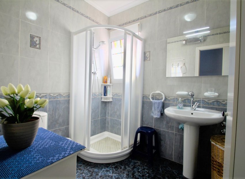 Resale - Villa - Orihuela Costa - Villamartín