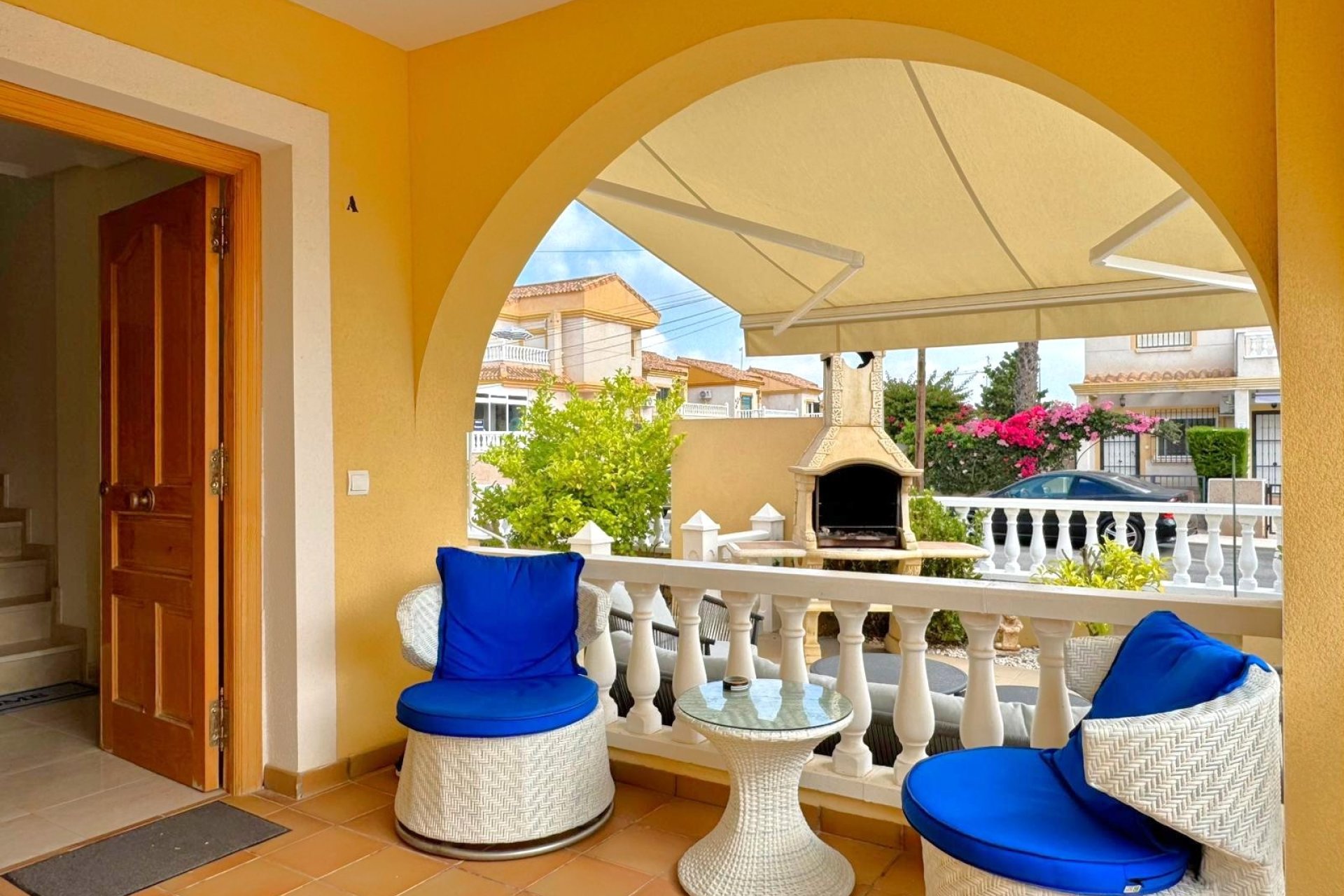 Resale - Villa - Orihuela Costa - Villamartín