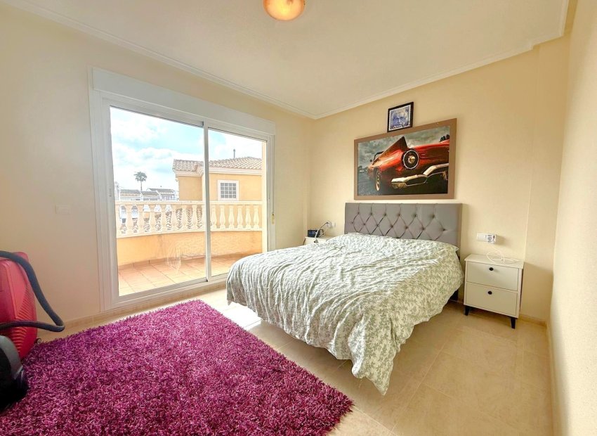 Resale - Villa - Orihuela Costa - Villamartín