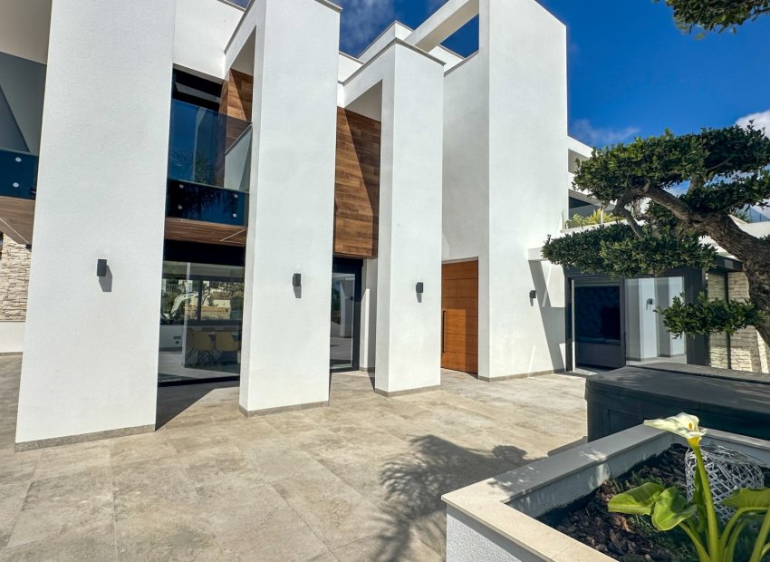 Resale - Villa - Orihuela Costa - Villamartín