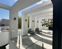 Resale - Villa - Orihuela Costa - Villamartín
