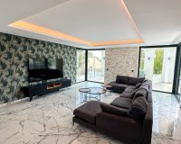 Resale - Villa - Orihuela Costa - Villamartín