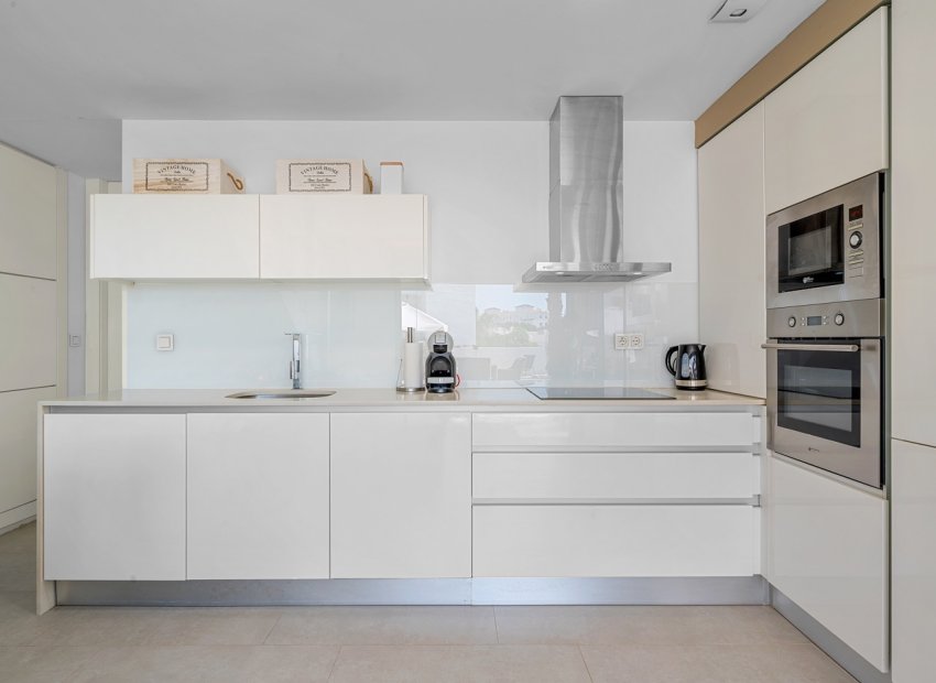 Resale - Villa - Orihuela Costa - Villamartín