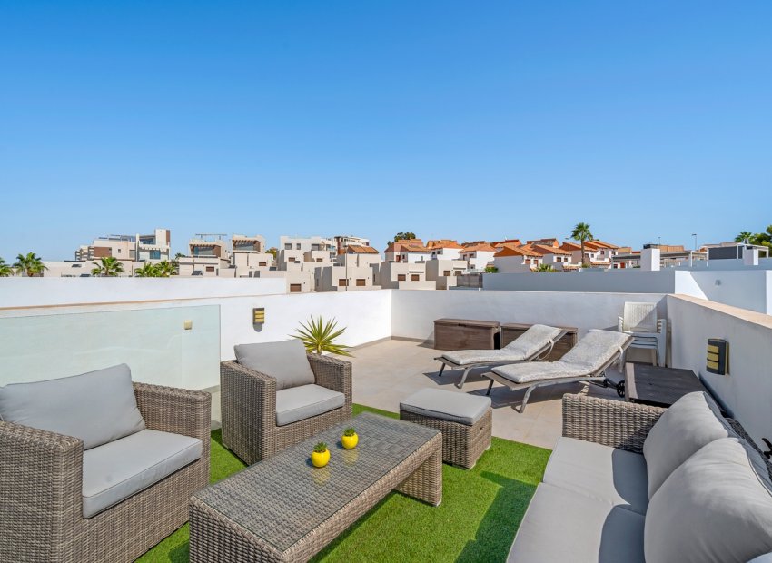 Resale - Villa - Orihuela Costa - Villamartín