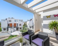 Resale - Villa - Orihuela Costa - Villamartín