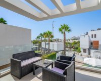 Resale - Villa - Orihuela Costa - Villamartín
