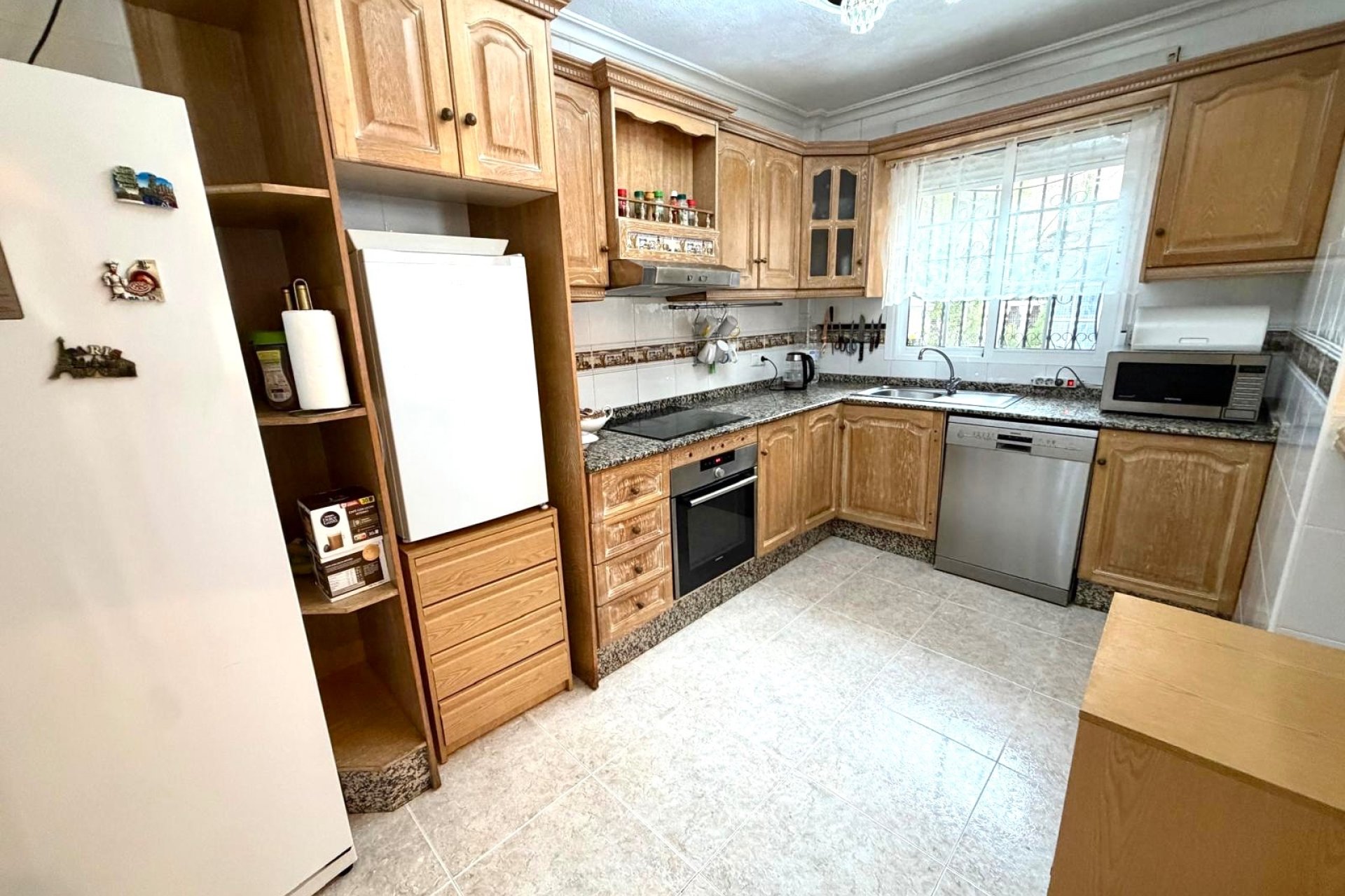 Resale - Villa - Orihuela Costa - Villamartín