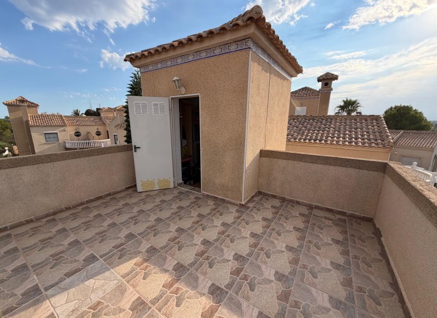 Resale - Villa - Orihuela Costa - Villamartín