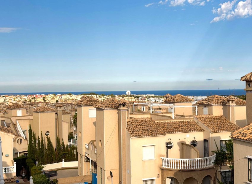 Resale - Villa - Orihuela Costa - Villamartín