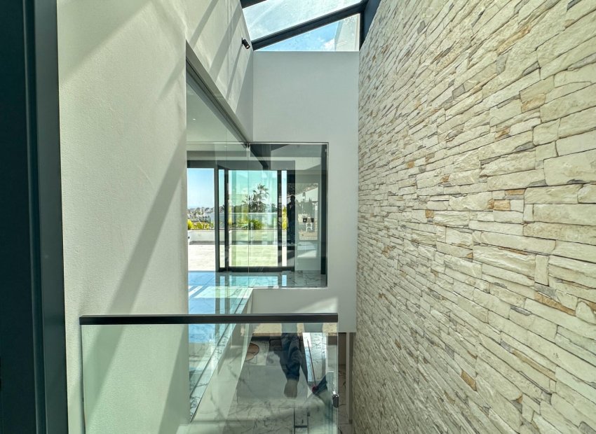 Resale - Villa - Orihuela Costa - Villamartín