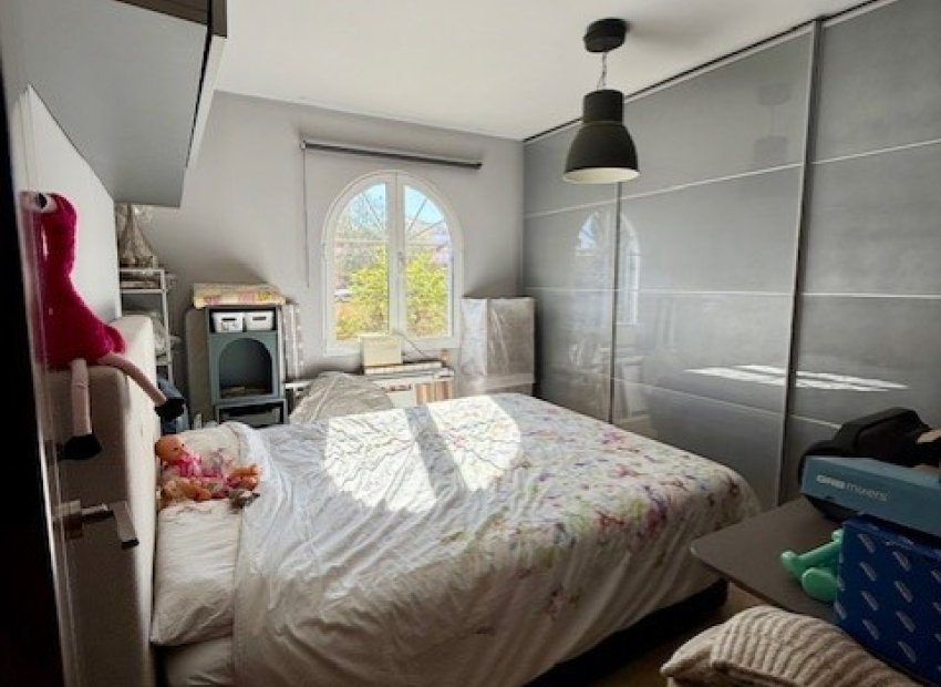 Resale - Villa - Orihuela Costa