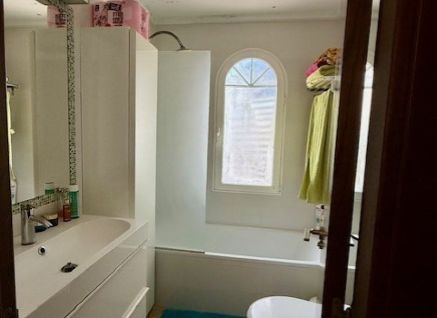 Resale - Villa - Orihuela Costa