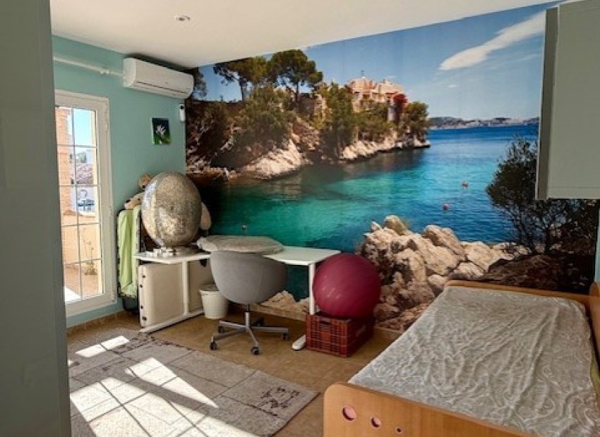 Resale - Villa - Orihuela Costa