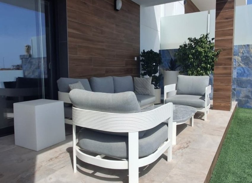 Resale - Villa - Orihuela - Entre Naranjos Vistabella Golf
