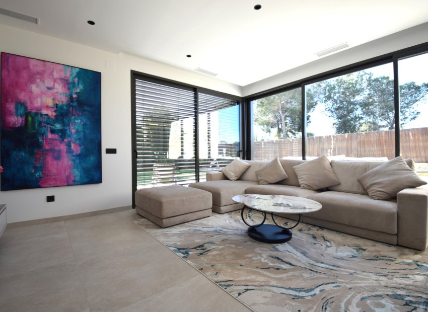 Resale - Villa - Orihuela - Las Colinas golf