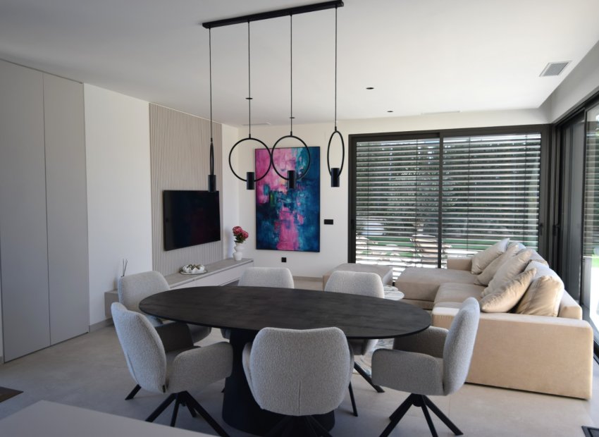 Resale - Villa - Orihuela - Las Colinas golf