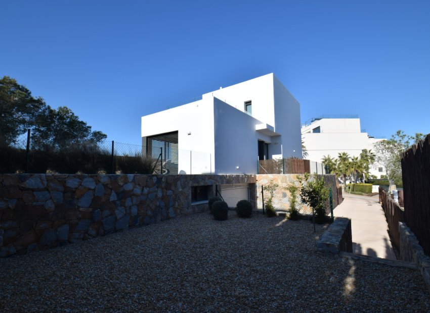 Resale - Villa - Orihuela - Las Colinas golf