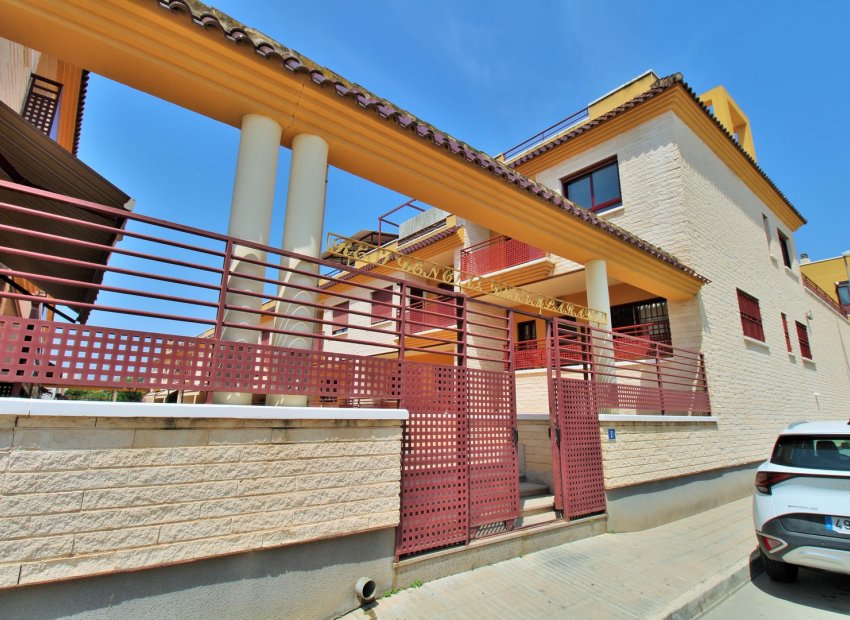 Resale - Villa - Orihuela - Los Desamparados