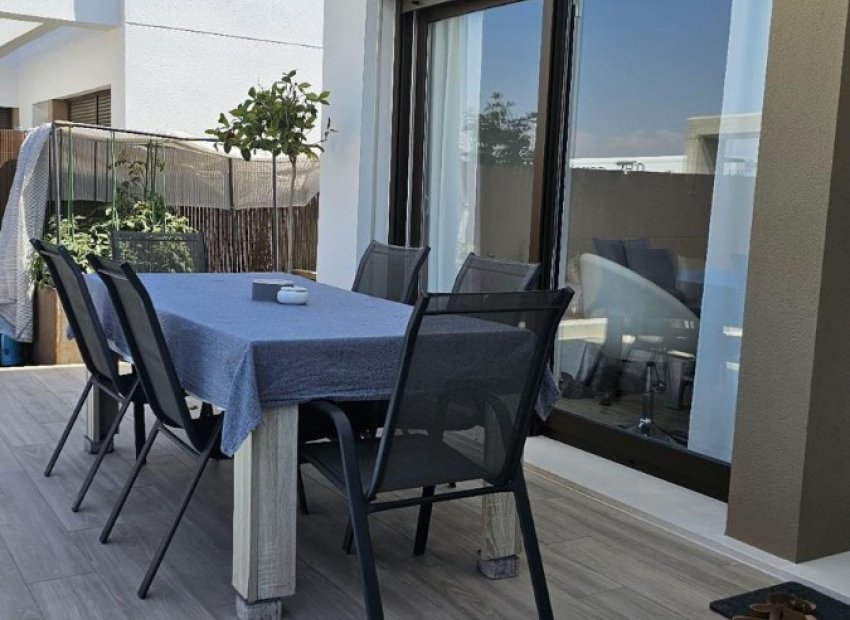 Resale - Villa - Orihuela - Vistabella