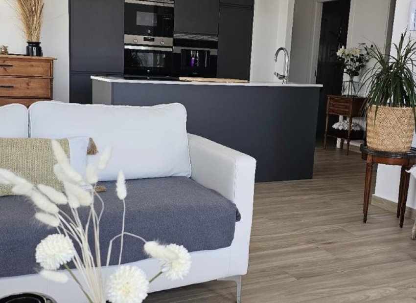 Resale - Villa - Orihuela - Vistabella