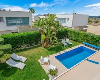 Resale - Villa - Orihuela - Vistabella