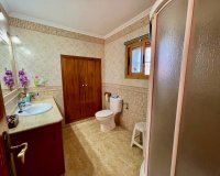 Resale - Villa - Orihuela