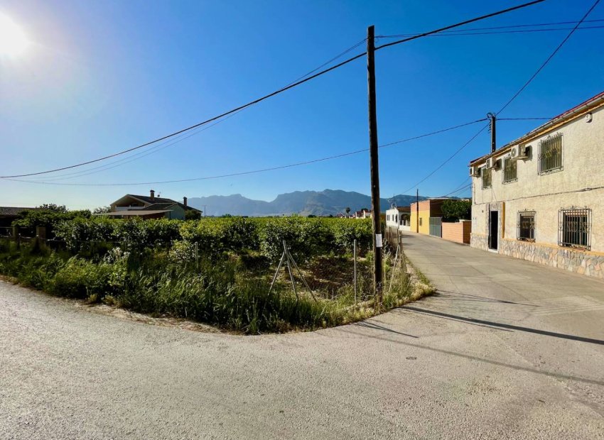 Resale - Villa - Orihuela