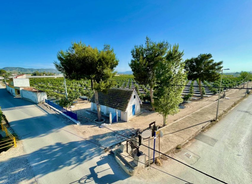 Resale - Villa - Orihuela