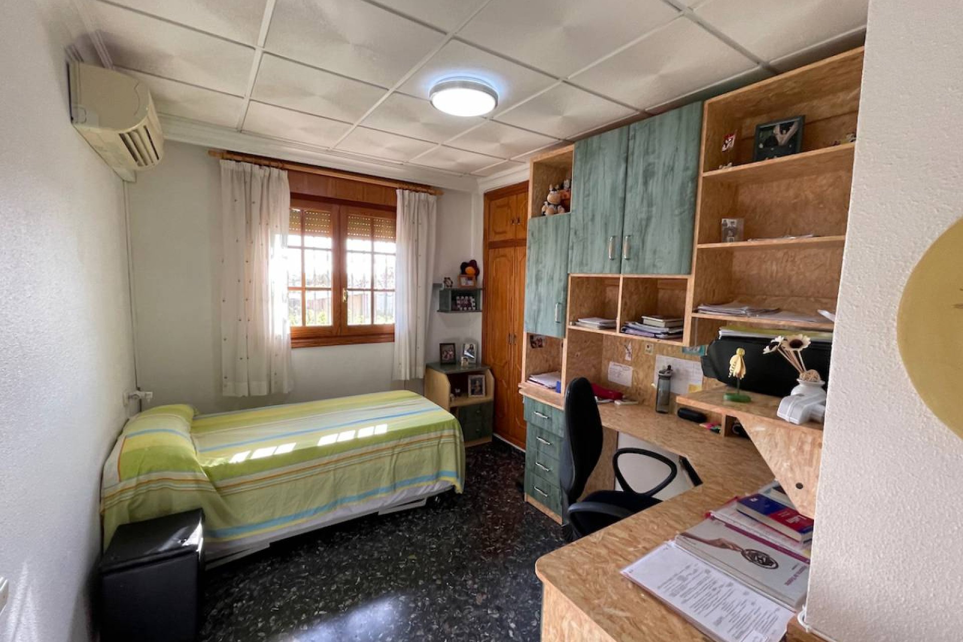 Resale - Villa - Orihuela