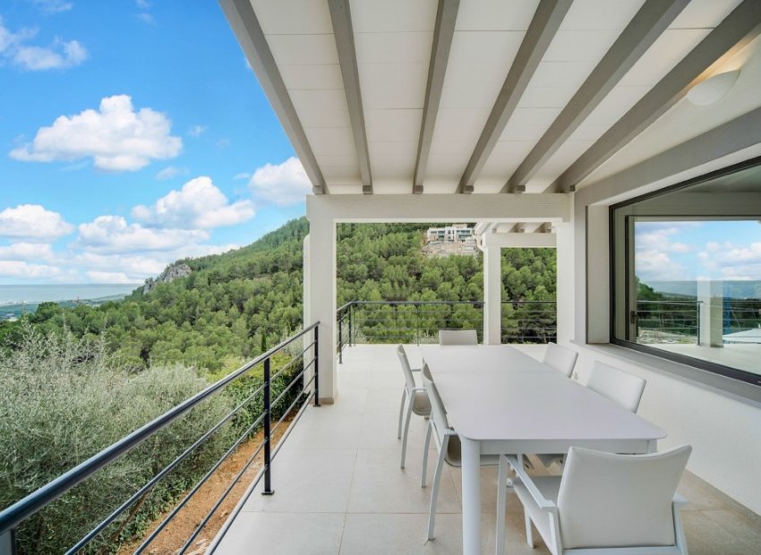 Resale - Villa - PALMA - Son Vida