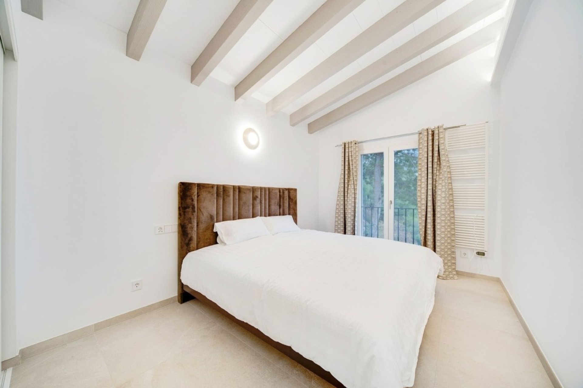 Resale - Villa - PALMA - Son Vida