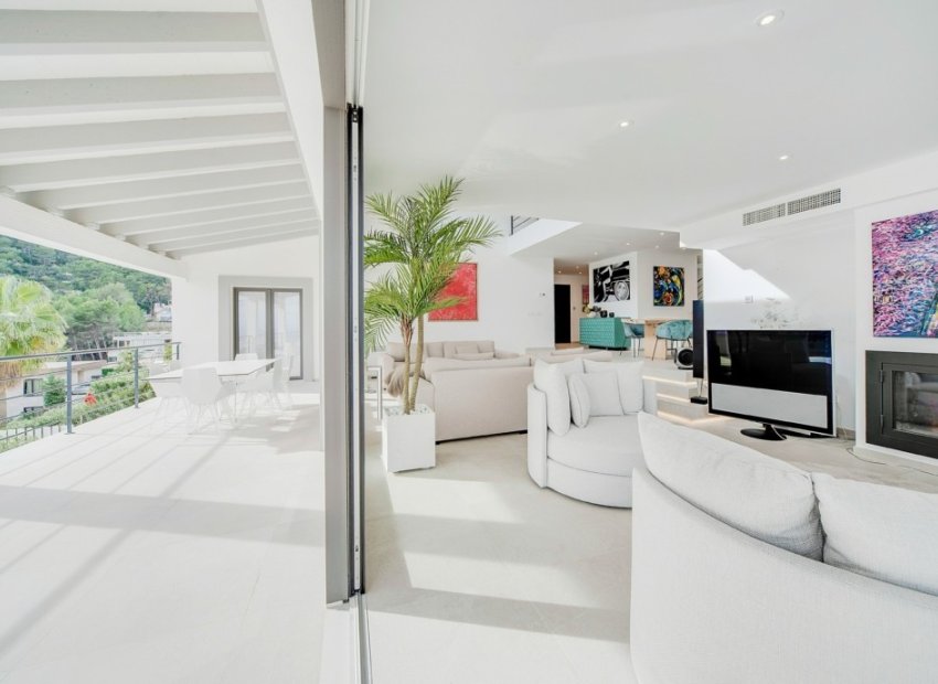 Resale - Villa - PALMA - Son Vida