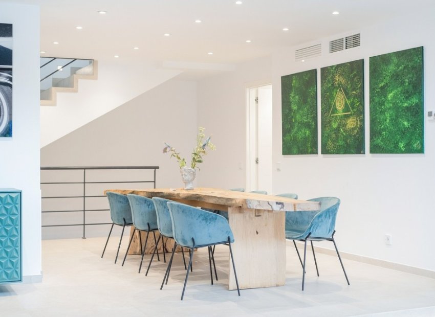 Resale - Villa - PALMA - Son Vida