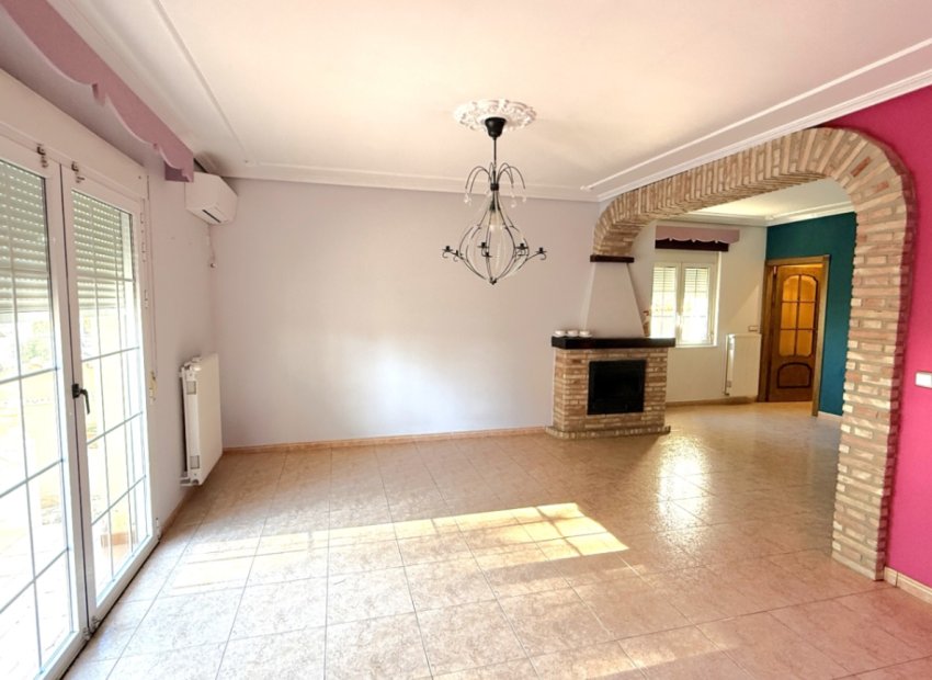 Resale - Villa - Pilar de la Horadada - Costa Blanca