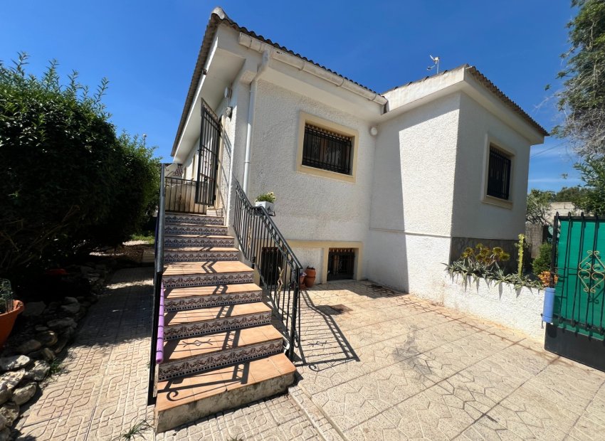 Resale - Villa - Pilar de la Horadada - Pinar de Campoverde