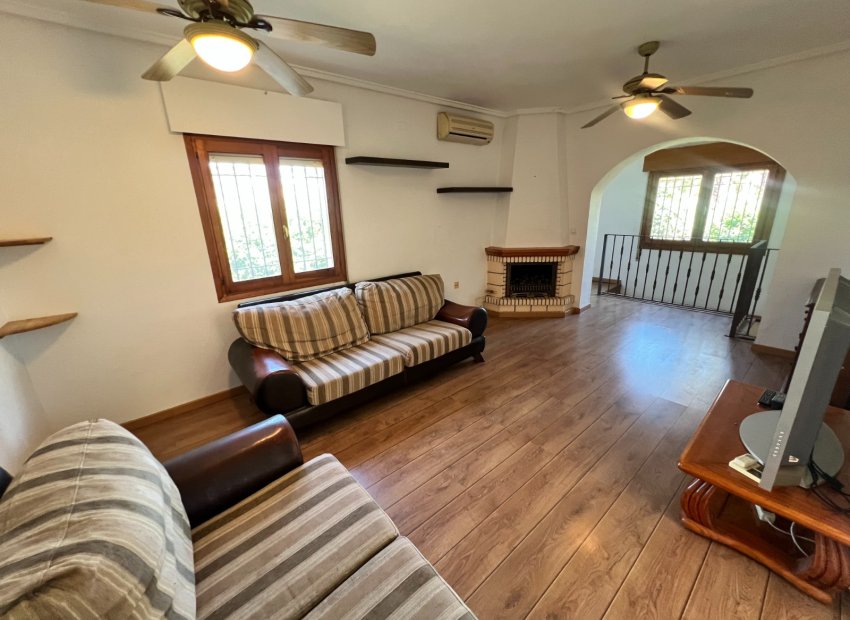 Resale - Villa - Pilar de la Horadada - Pinar de Campoverde