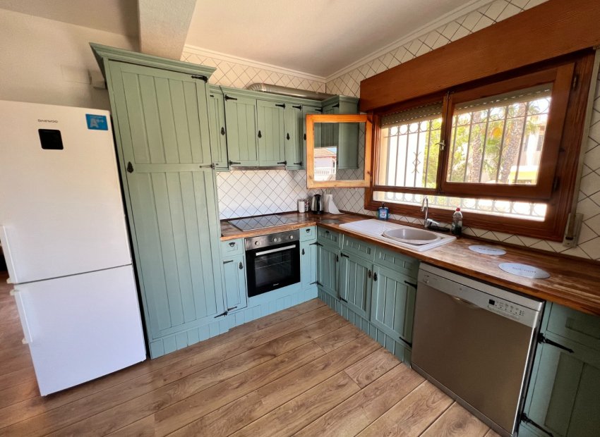 Resale - Villa - Pilar de la Horadada - Pinar de Campoverde