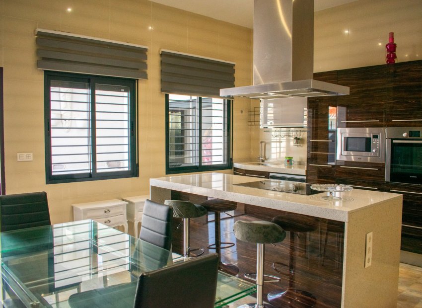 Resale - Villa - Pilar de la Horadada - Torre de la Horadada