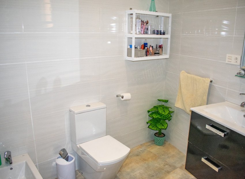 Resale - Villa - Pilar de la Horadada - Torre de la Horadada