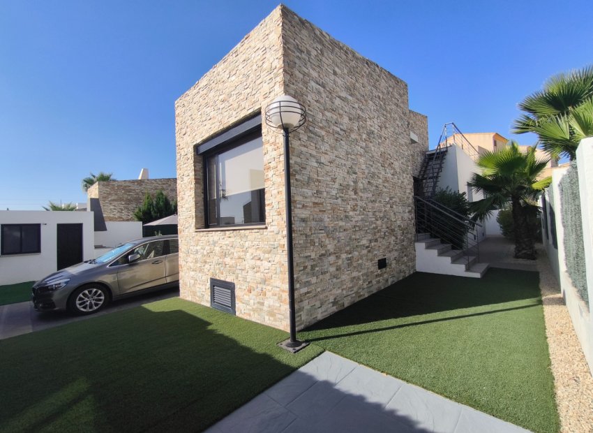 Resale - Villa - Polop - Alberca